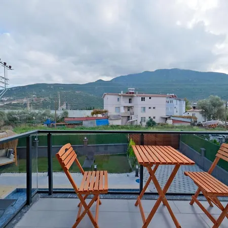Hotell Merkezde 6 Kisilik Lueks *